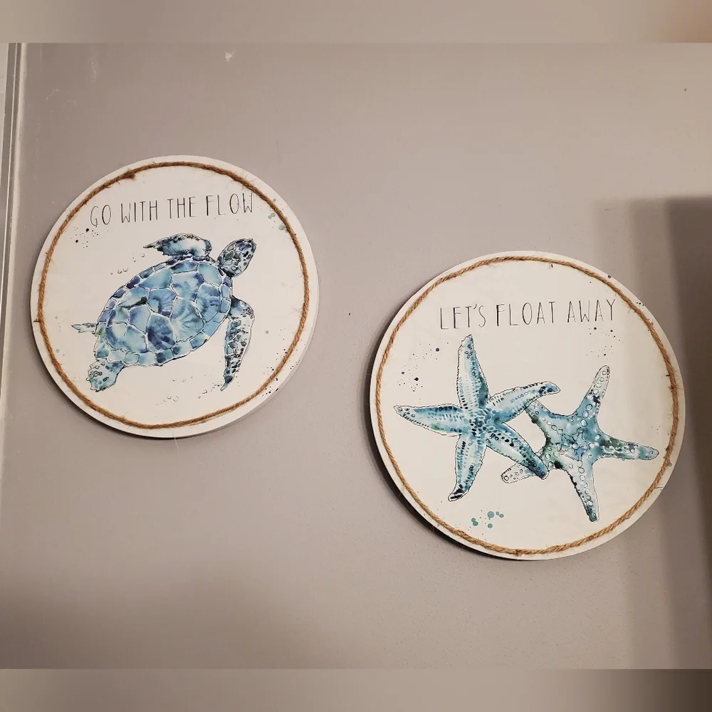 Lets Float Away Starfish & Sea Turtle Round Canvas Wall Decor